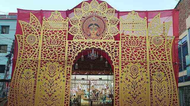 মাধবপুরে সার্বজনীন না হয়েও ১৫ ঘরোয়া মণ্ডপ পেল সরকারি অনুদান, ক্ষোভ প্রকাশ করলেন অনেকে